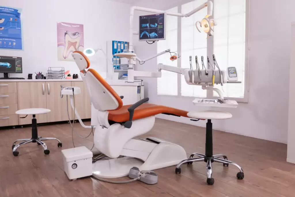 Dental Clinic In Sion-Chunabhatti